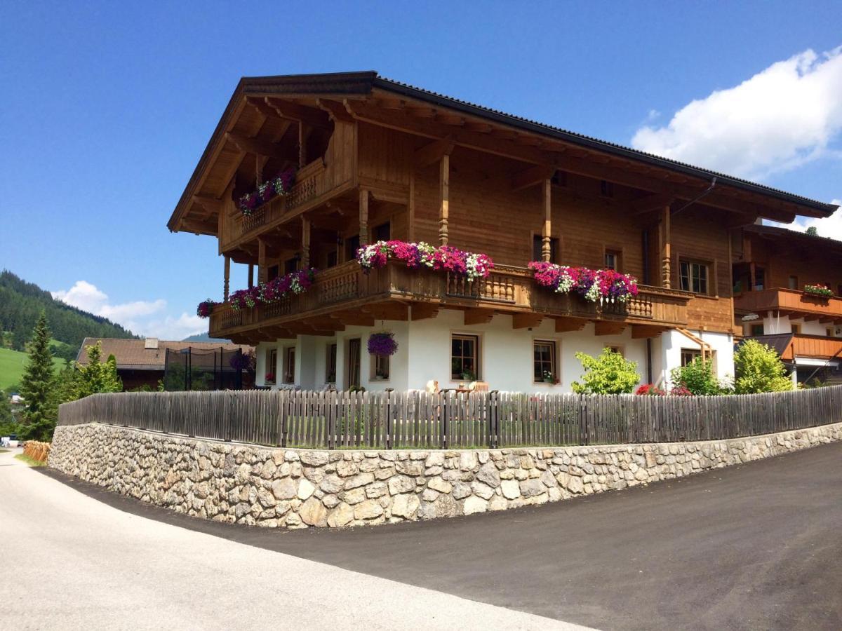 Alpbach Loft Apartment ภายนอก รูปภาพ