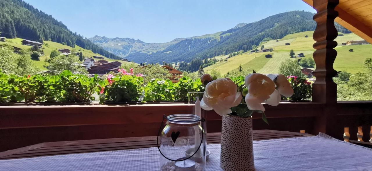 Alpbach Loft Apartment ภายนอก รูปภาพ